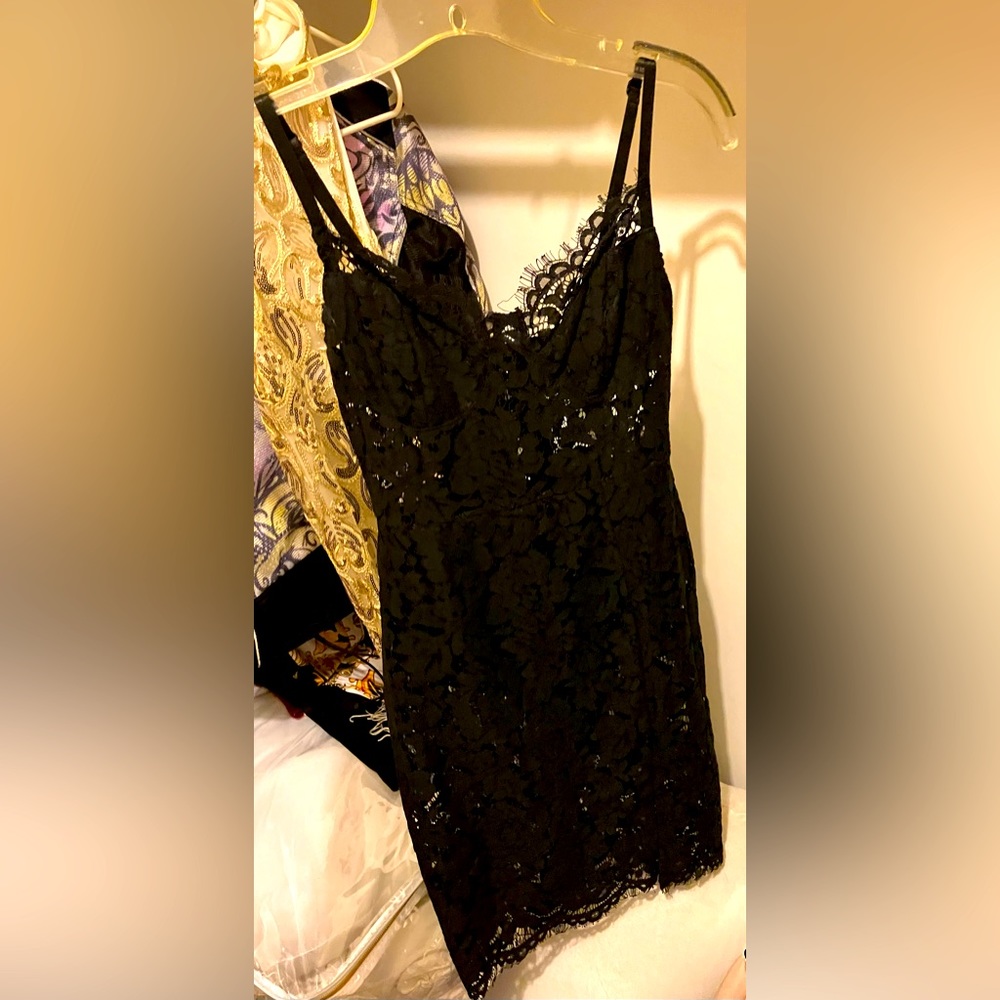 Nova Dress black